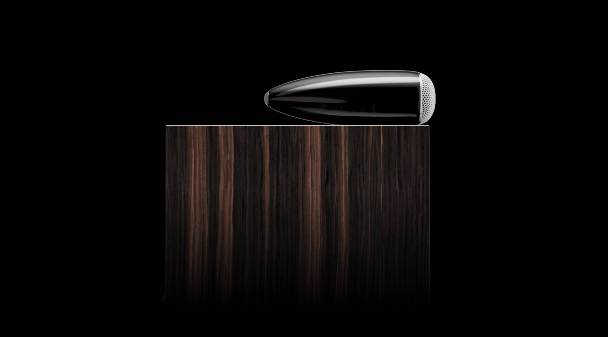 Bowers & Wilkins 702 Signature