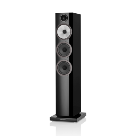 Bowers & Wilkins 704 S3 sin rejilla vista tres cuartos Bowers & Wilkins 704 S3 sin rejilla vista tres cuartos
