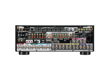 Panel trasero del Denon AVC-X6800H con 7 entradas HDMI, preouts de 13.4 y 13 terminales de parlantes Panel trasero del Denon AVC-X6800H con 7 entradas HDMI, preouts de 13.4 y 13 terminales de parlantes