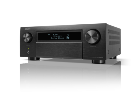 Denon AVC-X6800H vista en ángulo izquierdo Denon AVC-X6800H vista en ángulo izquierdo