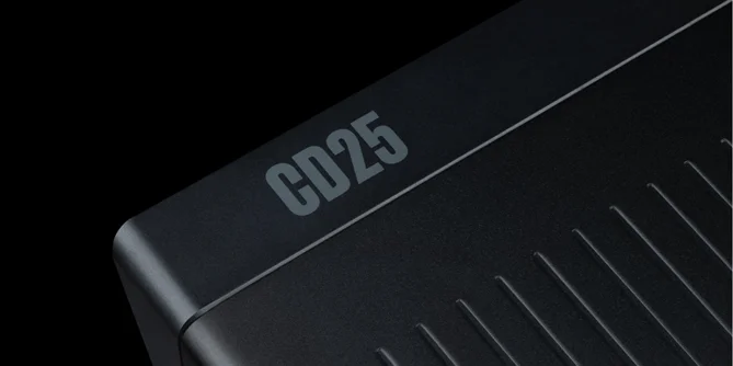 Detalle del gabinete del reproductor de CD Arcam CD25