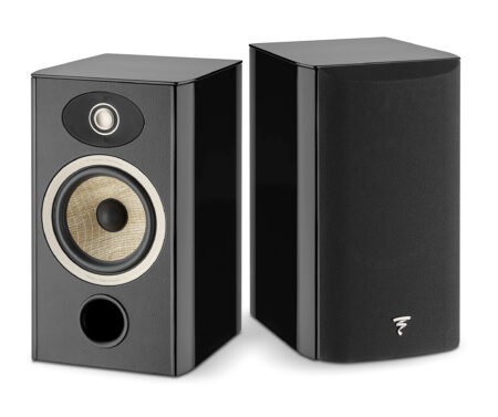 Par de bafles Focal Aria Evo X N1, uno sin rejilla y otro con rejilla Par de bafles Focal Aria Evo X N1, uno sin rejilla y otro con rejilla