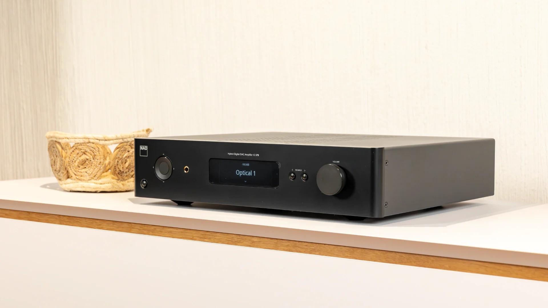 NAD C379 NAD C379